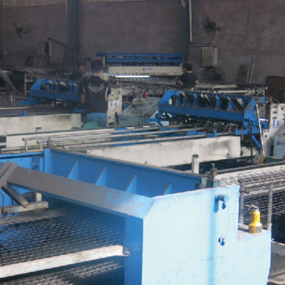 Area:4500㎡; Workers:28; Engineer:4; Machine:22 sets; machine: 4sets.
