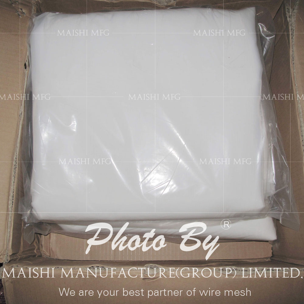 What are the advantages of nylon printing meshs?