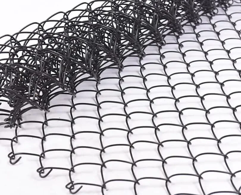 MAISHI black PVC-coated chain link mesh roll